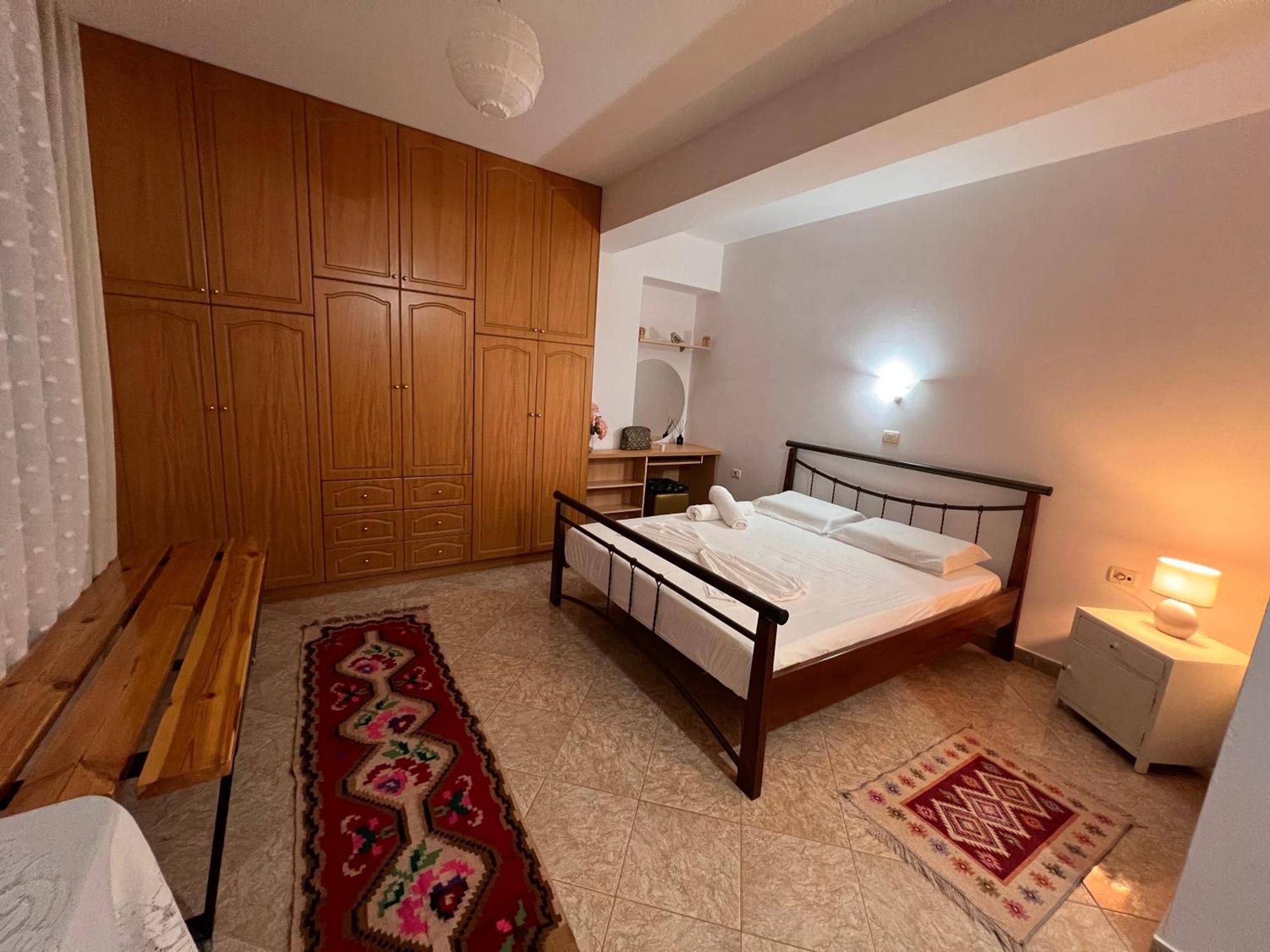 Apartman Erjon *